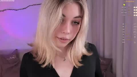 leilalafleur_ online show from June 10, 4:23 am
