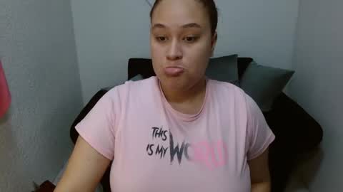 leilaprettysex online show from April 14, 12:19 pm