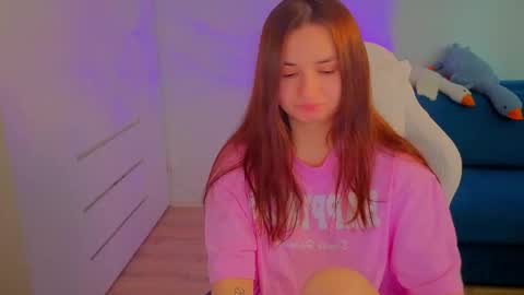 Snapshot of lelia_vibe chatting on October 5, 11:51 am Lelia online show from October 5, 11:51 am