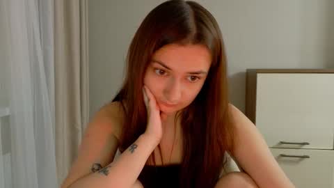 Snapshot of lelia_vibe chatting on October 24, 3:46 pm Lelia online show from October 24, 3:46 pm