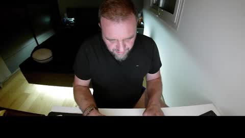 Snapshot of lemouth006 chatting on October 8, 5:35 am Ange online show from October 8, 5:35 am