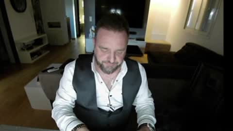 Snapshot of lemouth006 chatting on December 14, 10:56 am Ange online show from December 14, 10:56 am