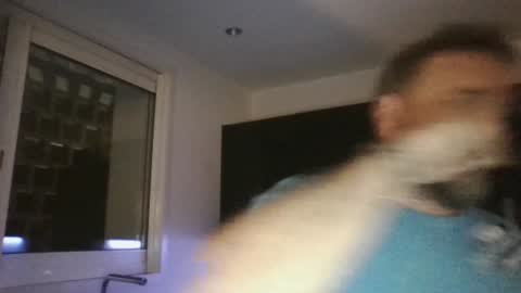 Snapshot of lemouth006 chatting on December 6, 6:00 pm Ange online show from December 6, 6:00 pm