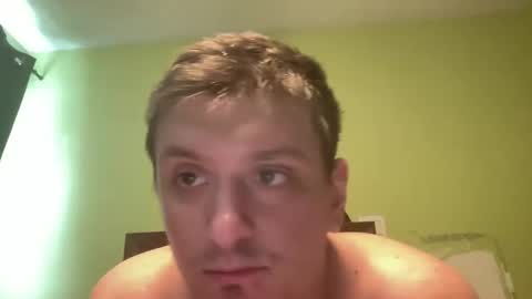 Snapshot of lennyhenny2024 chatting on February 12, 5:58 pm lenny online show from February 12, 5:58 pm