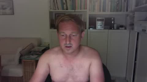 leo144berlin online show from August 7, 1:04 am