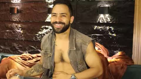 Leo  Diaz online show from October 14, 3:09 am