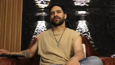 Leo  Diaz online show from May 9, 12:27 am
