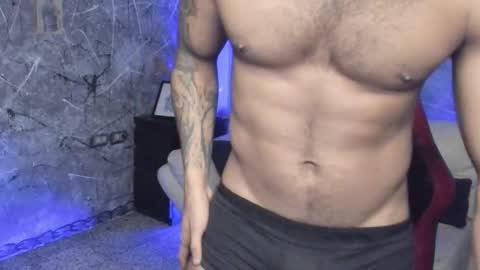 Leo independent model online show from October 1, 11:14 pm