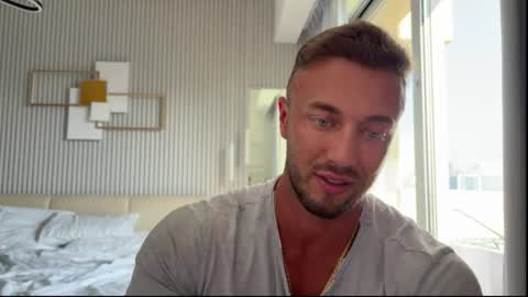 Leon online show from July 12, 12:52 pm
