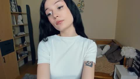 Alice online show from March 28, 7:37 pm