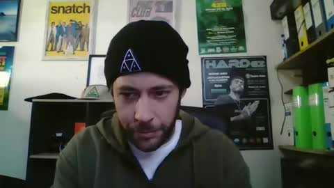 leonidascum online show from February 2, 5:09 pm