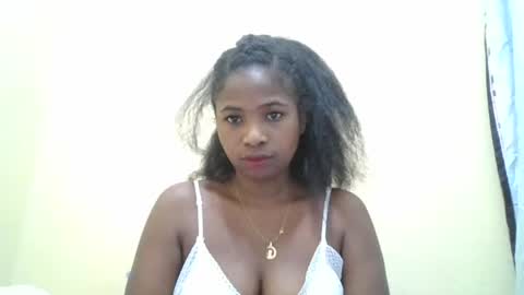 leonnetta online show from April 15, 8:31 pm