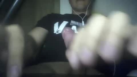 leoonel_95 online show from December 7, 3:31 am