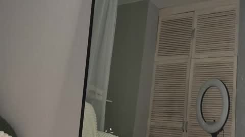 Lesi Join my fanclub before use my fanmenu online show from February 9, 8:21 am