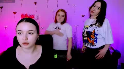 leslie_bird online show from March 8, 10:08 am