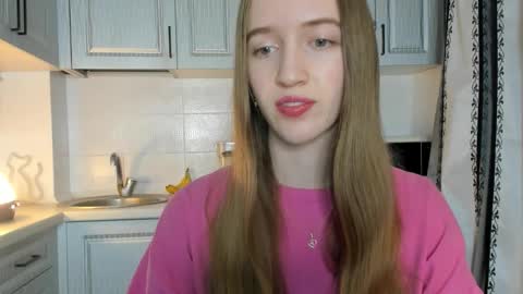  LESLIE   online show from November 30, 5:42 pm