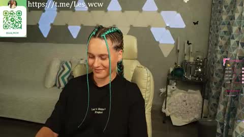 LeslieKorfs online show from October 1, 10:52 pm