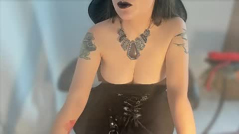 lestatdlion online show from June 6, 3:51 pm