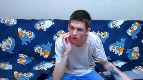 lester_broo online show from May 18, 9:43 pm