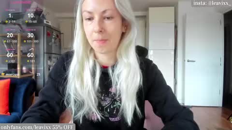 LeaVixx online show from October 23, 9:55 am