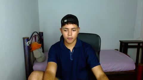 Snapshot of levii_7 chatting on September 11, 11:28 pm      0600AM-1200PM - online show from September 11, 11:28 pm