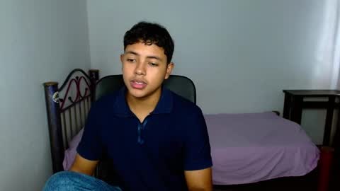 Snapshot of levii_7 chatting on September 14, 8:54 pm      0600AM-1200PM - online show from September 14, 8:54 pm