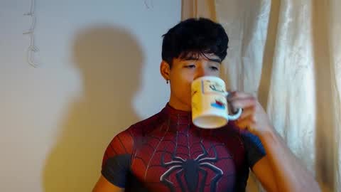 i  am lewis ly EDUARDO MEMDOZA15 online show from January 13, 3:09 pm