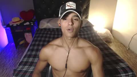 i  am lewis ly EDUARDO MEMDOZA15 online show from July 22, 6:54 pm