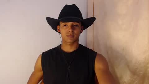 i  am lewis ly EDUARDO MEMDOZA15 online show from July 12, 4:43 pm
