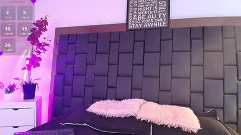 Lexi Howard  online show from September 10, 4:46 am