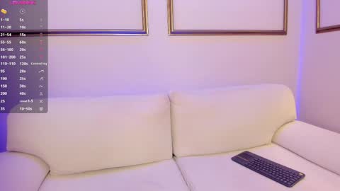 Lexie Thompson  online show from April 14, 12:41 pm