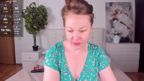 Lexi online show from June 5, 5:46 am