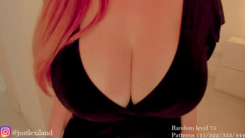 Lexi FOLLOW ME  online show from January 7, 6:56 pm