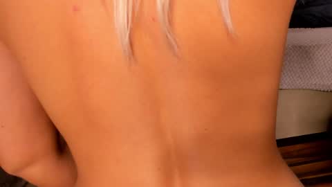 LexiLow online show from April 29, 3:11 am