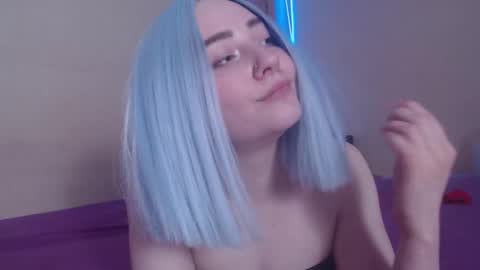 LexxxY online show from March 22, 8:29 am