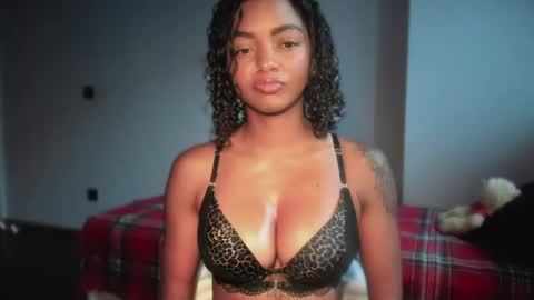 LEXY - Independent account online show from May 10, 1:50 pm