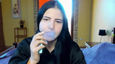 lexyswett online show from October 25, 8:02 am