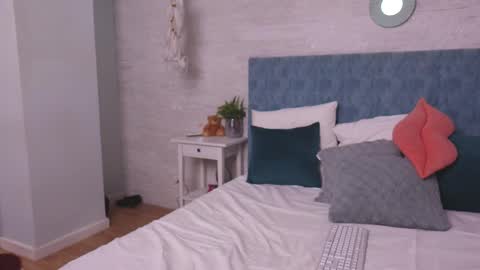 LeylaGracey online show from March 12, 6:17 am