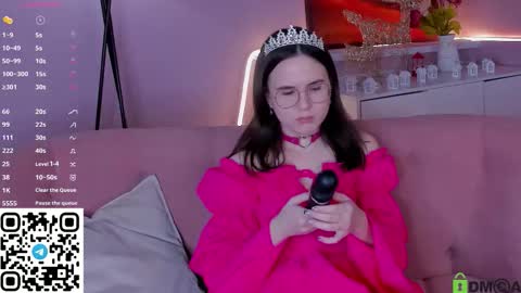 leylamirage online show from March 10, 12:31 pm