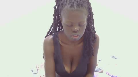 laylani69 online show from August 3, 9:59 am