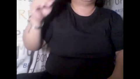 lhiannash33 online show from April 13, 12:48 am