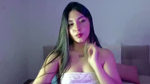 Lia  online show from May 24, 12:40 am