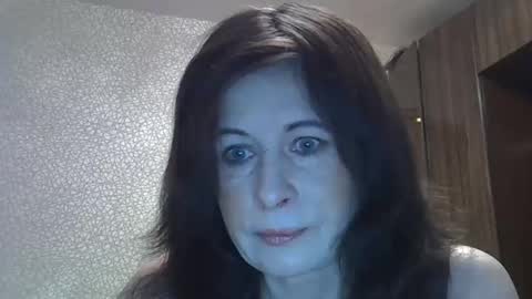 lia_ang online show from January 18, 6:39 pm