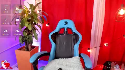 lia_little18 online show from February 27, 9:29 pm