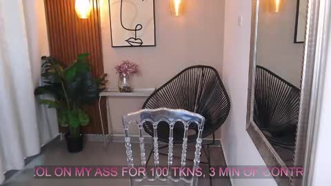 LIA online show from April 15, 6:55 pm