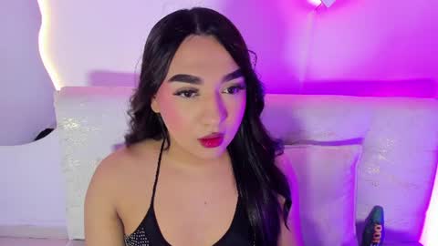 La  online show from August 2, 11:17 pm