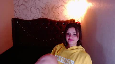 Snapshot of liaharrys chatting on February 26, 12:09 am Lia online show from February 26, 12:09 am