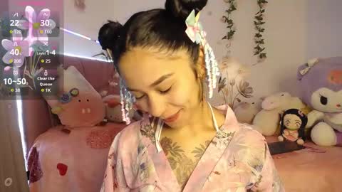 liahdiaz_ online show from March 9, 12:32 pm