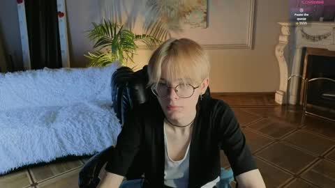 LIAM online show from April 26, 5:38 am