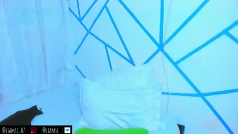 Liam scott77 online show from October 31, 2:23 am